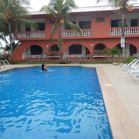 Apartotel Flamboyant Jaco Luaran gambar