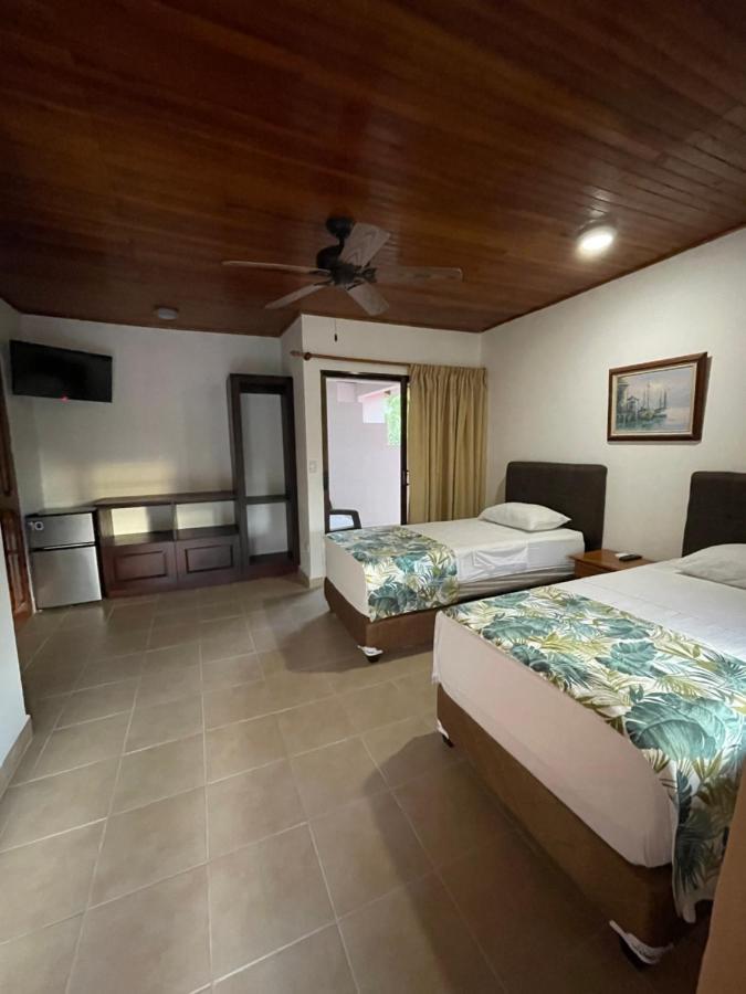 Apartotel Flamboyant Jaco Luaran gambar