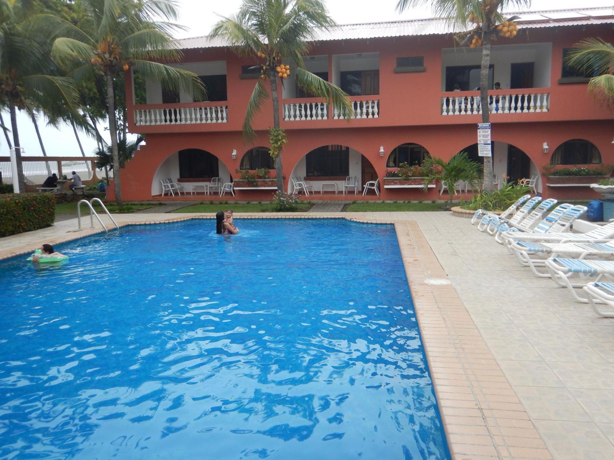 Apartotel Flamboyant Jaco Luaran gambar