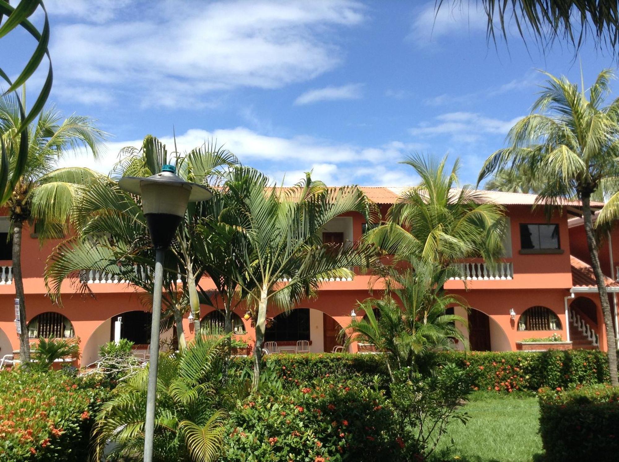 Apartotel Flamboyant Jaco Luaran gambar