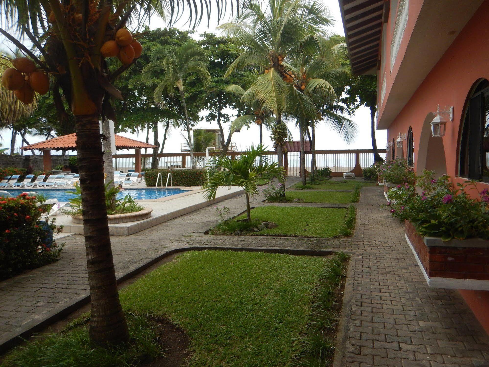 Apartotel Flamboyant Jaco Luaran gambar