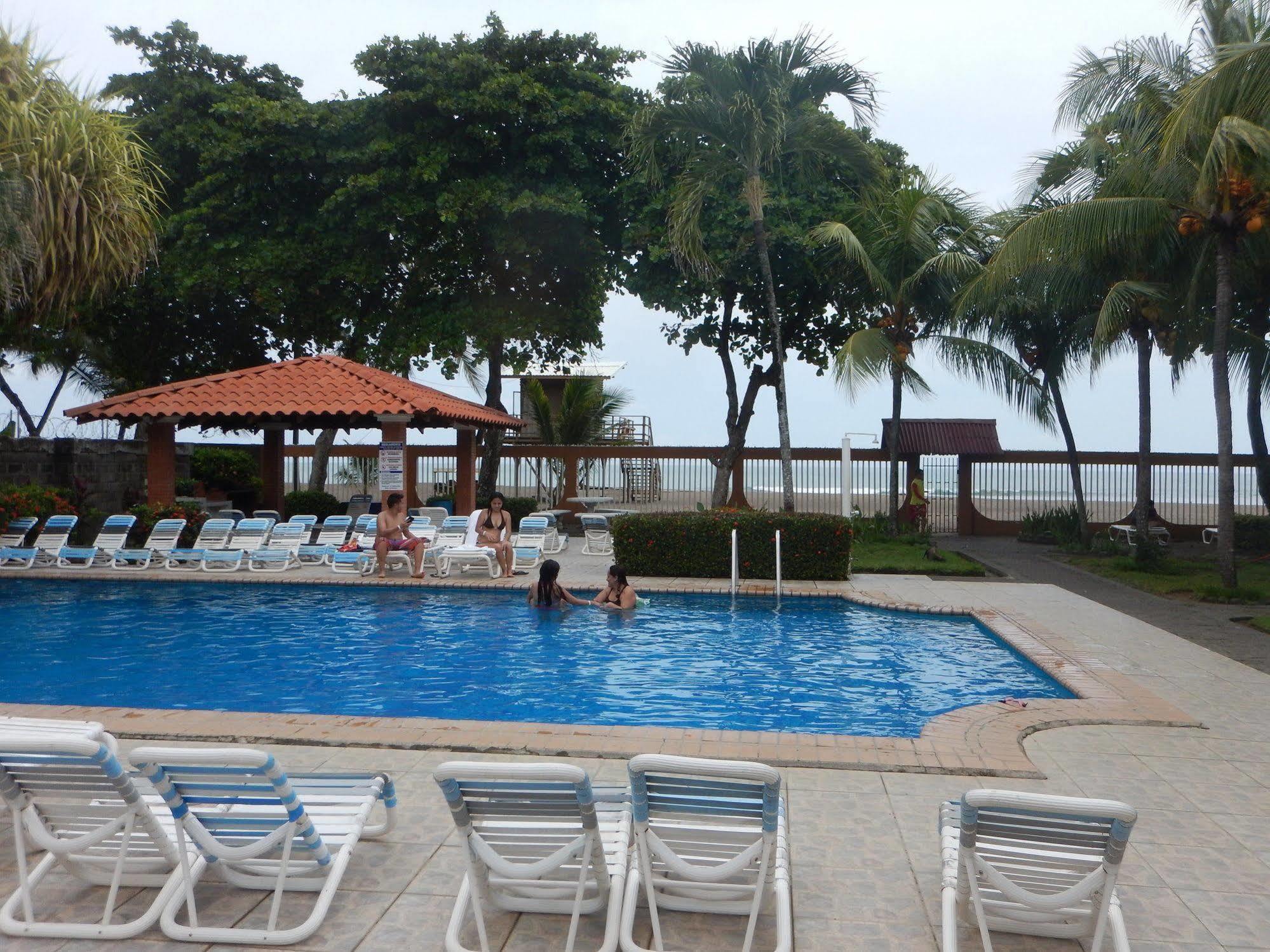 Apartotel Flamboyant Jaco Luaran gambar