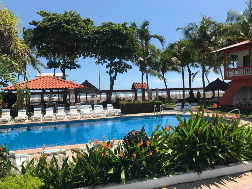 Apartotel Flamboyant Jaco Luaran gambar
